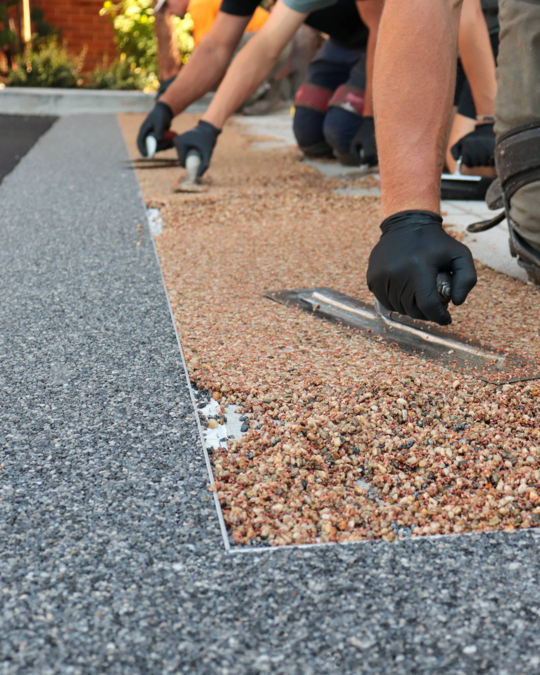 Hand trowel finishing for a resin surface
