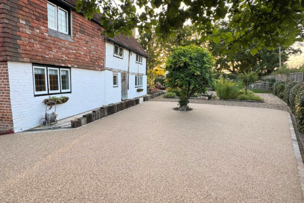 Resin Projects Gallery - Premium resin driveway